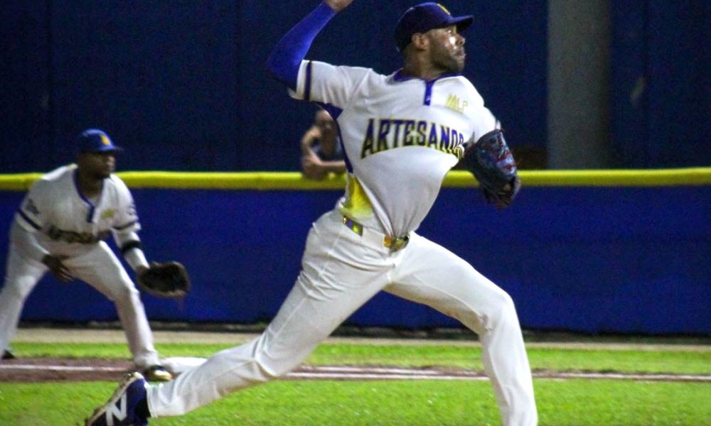 Artesanos blanquean a los campeones defensores