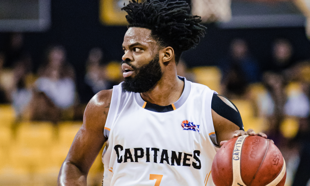 Derrick Walton se quedará con los Capitanes la temporada completa