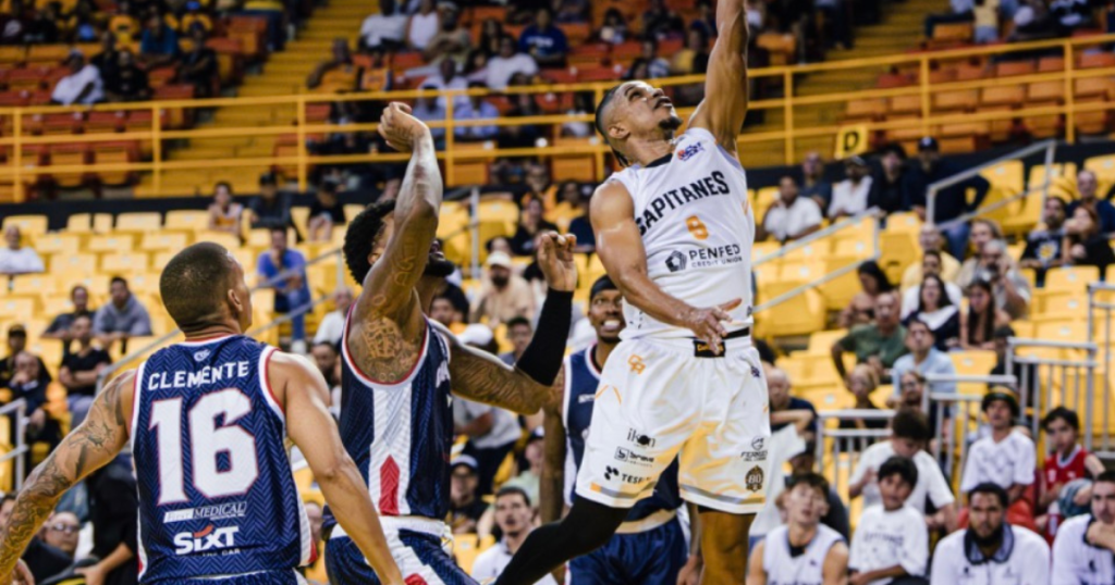 Alfonso Plummer Capitanes de Arecibo
