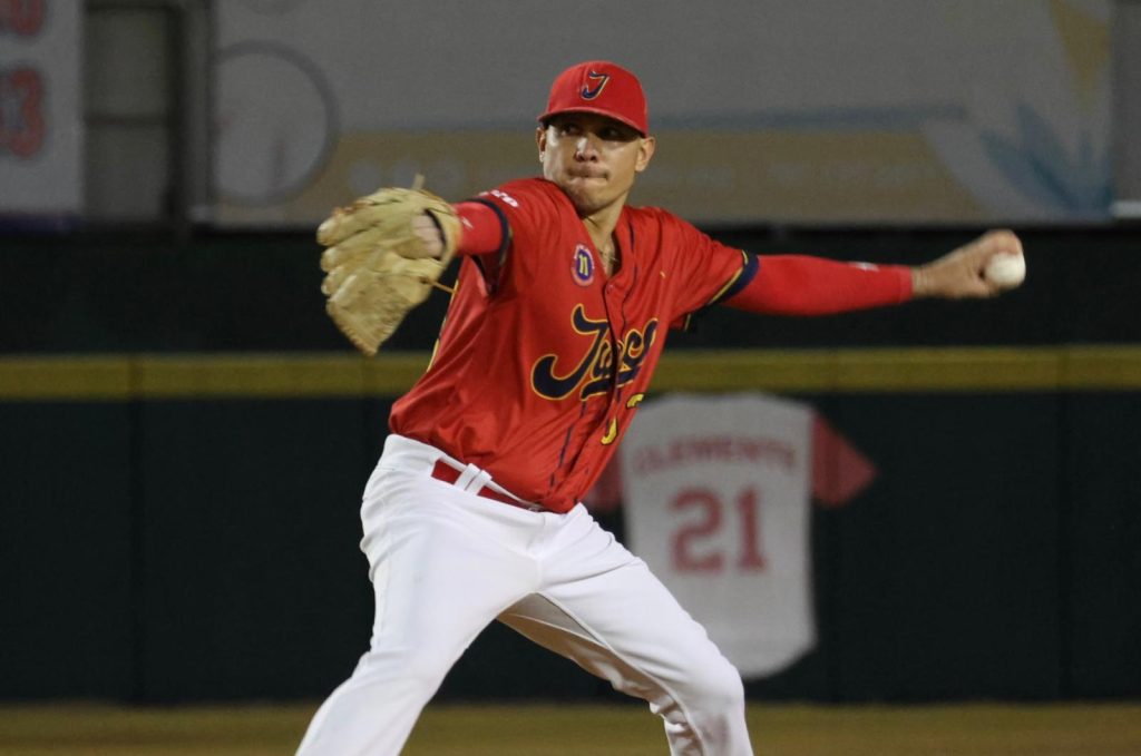 Luis Cintron Mulos de Juncos